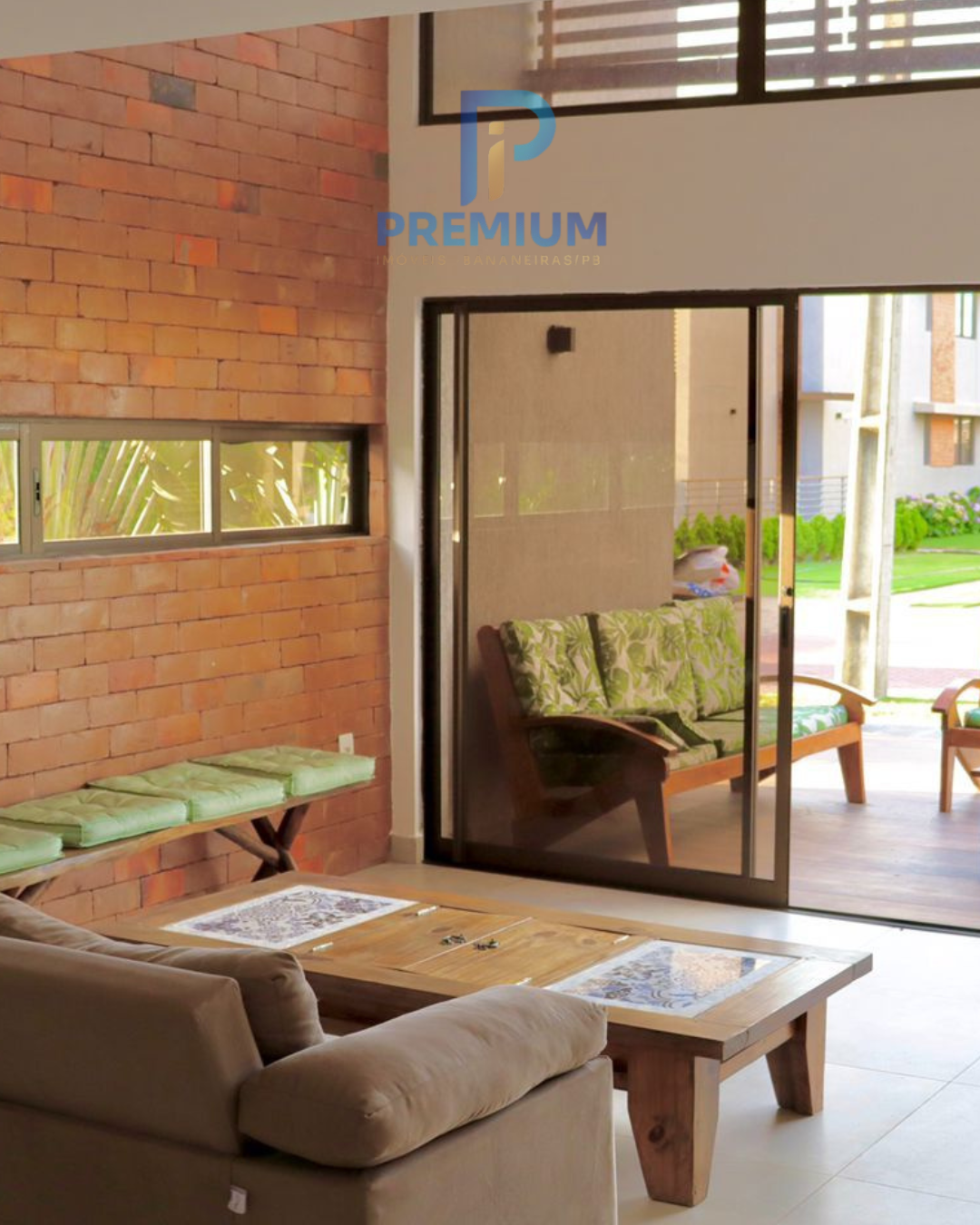 CASA - CONDOMÍNIO VILLAS DE BANANEIRAS