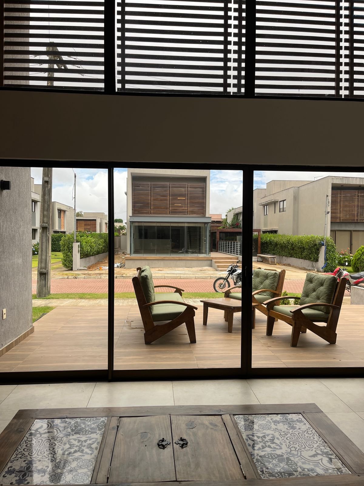 CASA - CONDOMÍNIO VILLAS DE BANANEIRAS
