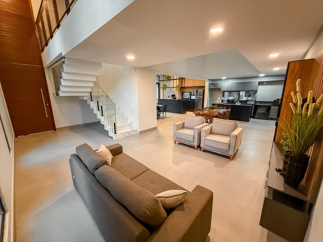 CASA - CONDOMÍNIO ÁGUAS DA SERRA/BANANEIRAS