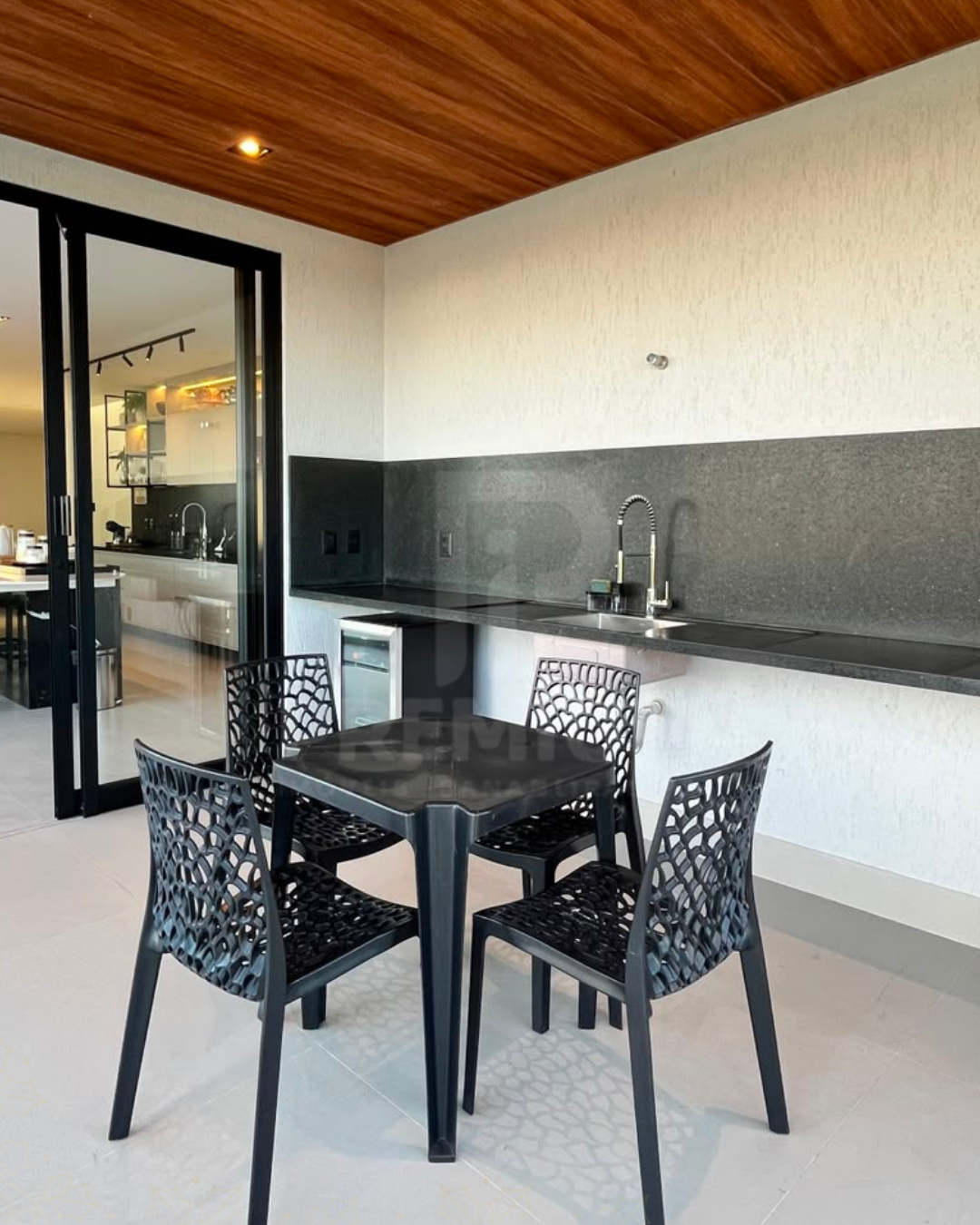 CASA BRISA - ALTEZA CONDO RESORT