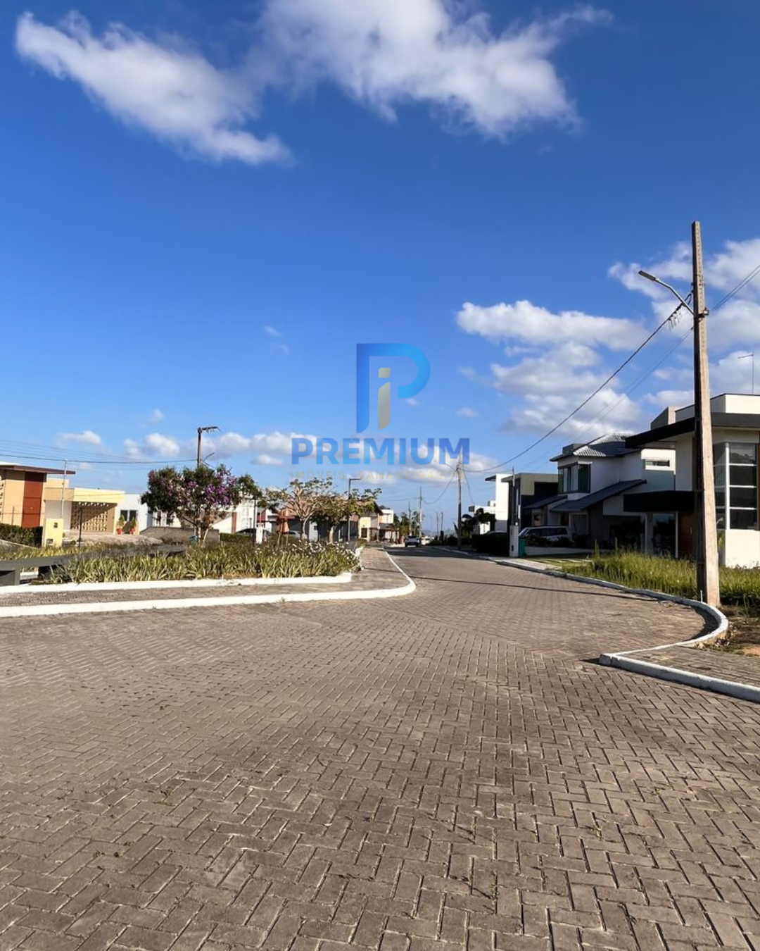 LOTE 1 - VILLE BLANCHE