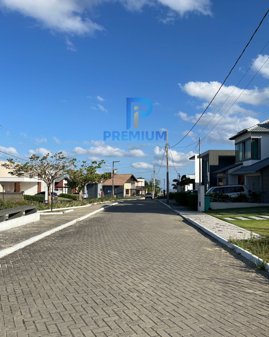 LOTE 3 - VILLE BLANCHE